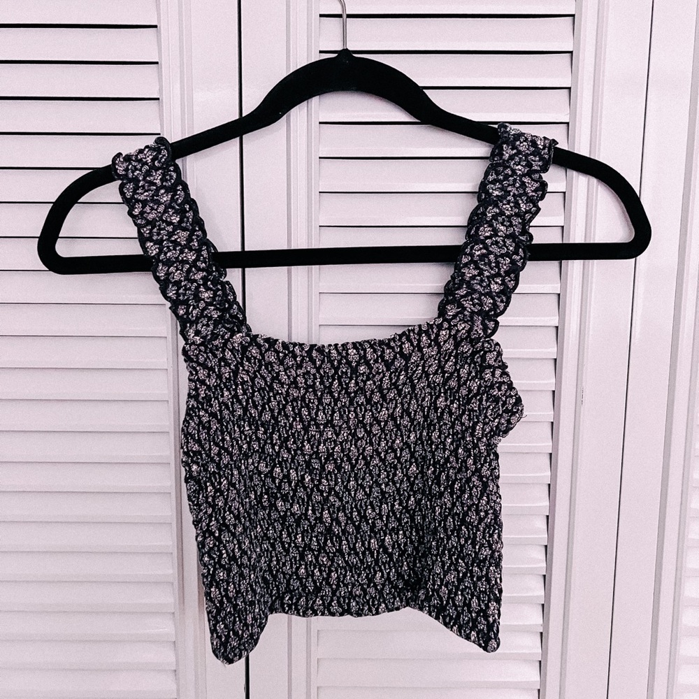 HOLLISTER TOP SIZE M